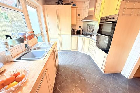 4 bedroom detached house for sale, Churchmead Close, Barnet EN4