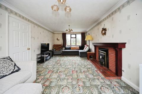 4 bedroom detached house for sale, Ditton Green, Luton