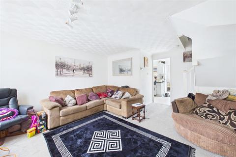 3 bedroom end of terrace house for sale, Within easy walking distance to Clevedon Town Centre