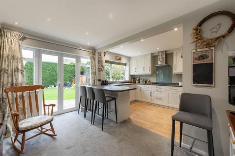 undefined, Tuffnells Way, Harpenden