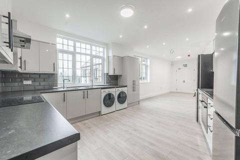 undefined, High Street, Bushey, WD23