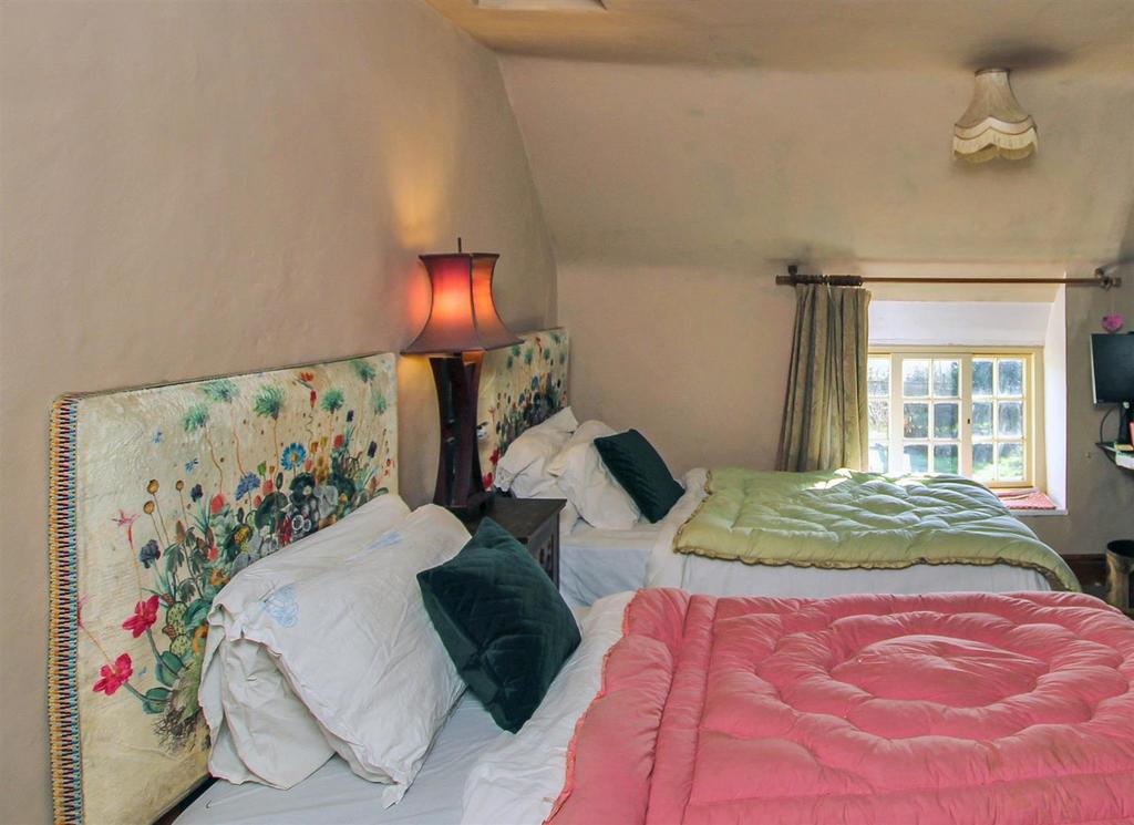 Bedroom One - Copy.JPG