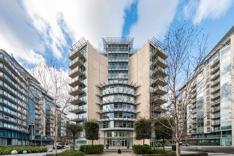 2 bedroom flat for sale, Kingfisher House, Wandsworth, London, SW18