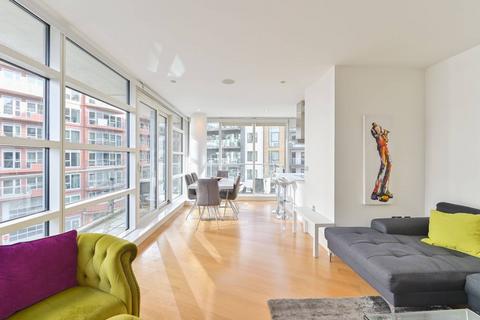 2 bedroom flat for sale, Kingfisher House, Wandsworth, London, SW18