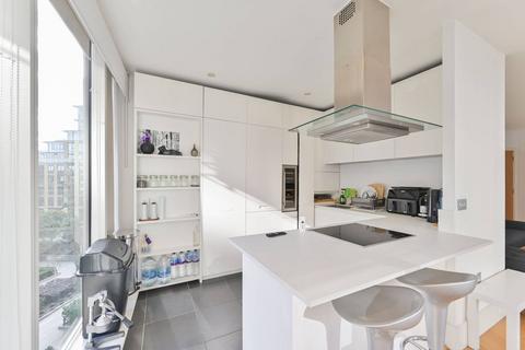 2 bedroom flat for sale, Kingfisher House, Wandsworth, London, SW18