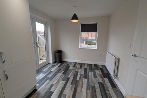 3 bedroom semi-detached house for sale, Walter Scott Avenue, Darlington
