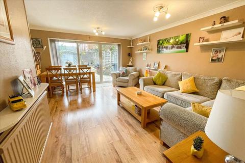 3 bedroom terraced house for sale, Ruscombe Way, Feltham, Middlesex, TW14
