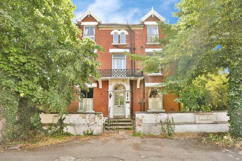 4 bedroom character property for sale, Norwich Road, Dereham