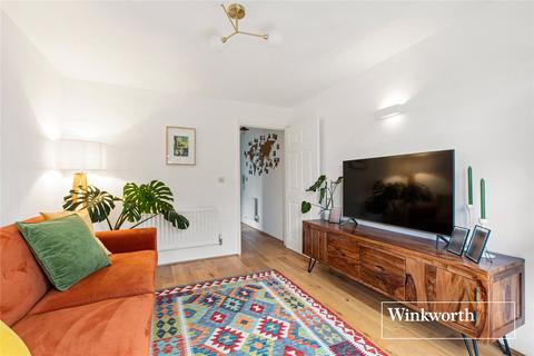 1 bedroom apartment for sale, Montague Close, High Barnet, EN5