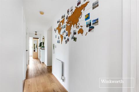 1 bedroom apartment for sale, Montague Close, High Barnet, EN5