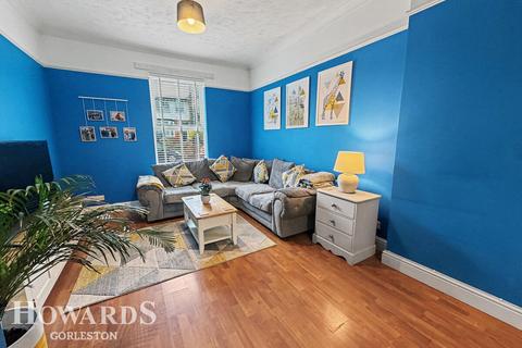 3 bedroom terraced house for sale, Lowestoft Road, Gorleston