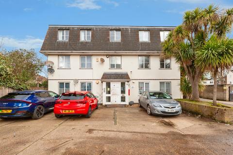 1 bedroom flat for sale, Littledown Road, Slough