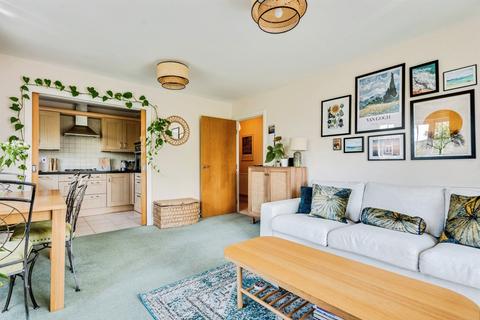 2 bedroom flat for sale, Caldecott Chase, ABINGDON
