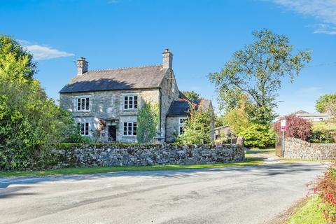 undefined, The Cavalier, Grindon, Leek