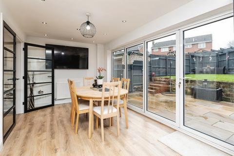 5 bedroom detached house for sale, Magnolia Close, Shafton, Barnsley