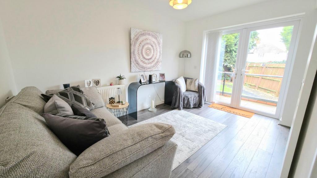 Family Room/ Bedroom