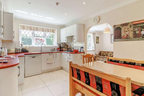 5 bedroom detached house for sale, Drakes Drive, London, HA6