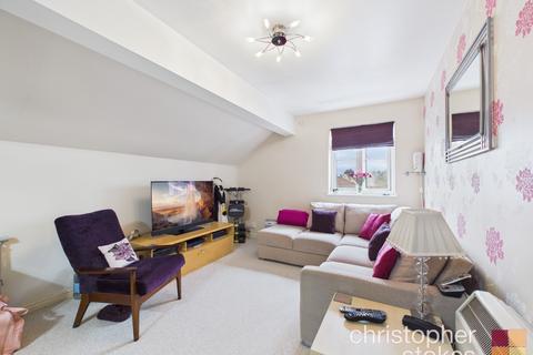 1 bedroom flat for sale, Turners Hill, Cheshunt, Waltham Cross EN8 9DG