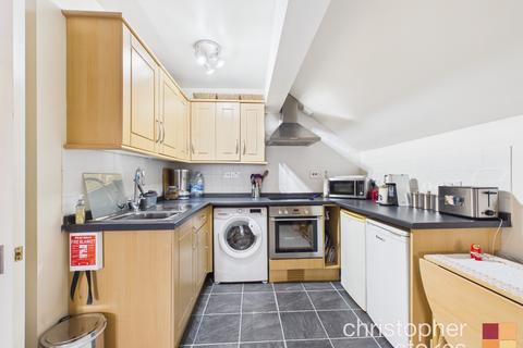 1 bedroom flat for sale, Turners Hill, Cheshunt, Waltham Cross EN8 9DG