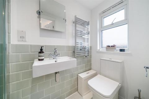 3 bedroom terraced house for sale, Carlton Park Avenue, Raynes Park SW20