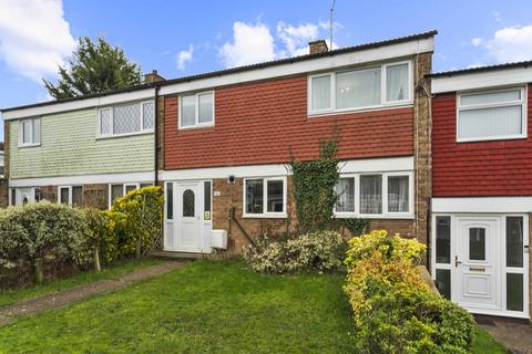 3 bedroom terraced house for sale, Radburn Close, Essex CM18