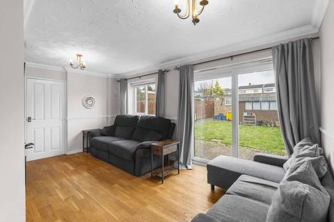 3 bedroom terraced house for sale, Radburn Close, Essex CM18