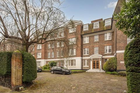 undefined, Putney Hill, Putney, London, SW15