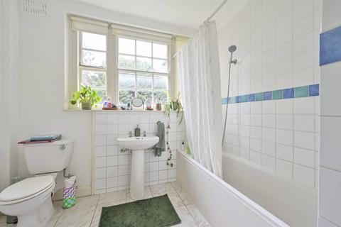 undefined, Putney Hill, Putney, London, SW15