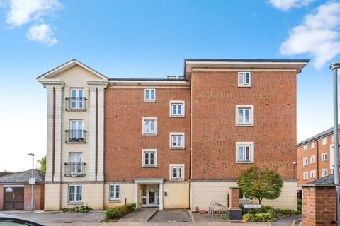Brunel Crescent, Swindon