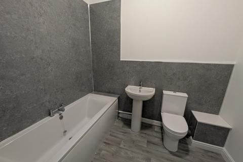 2 bedroom apartment to rent, Grace Hill, Kent CT20