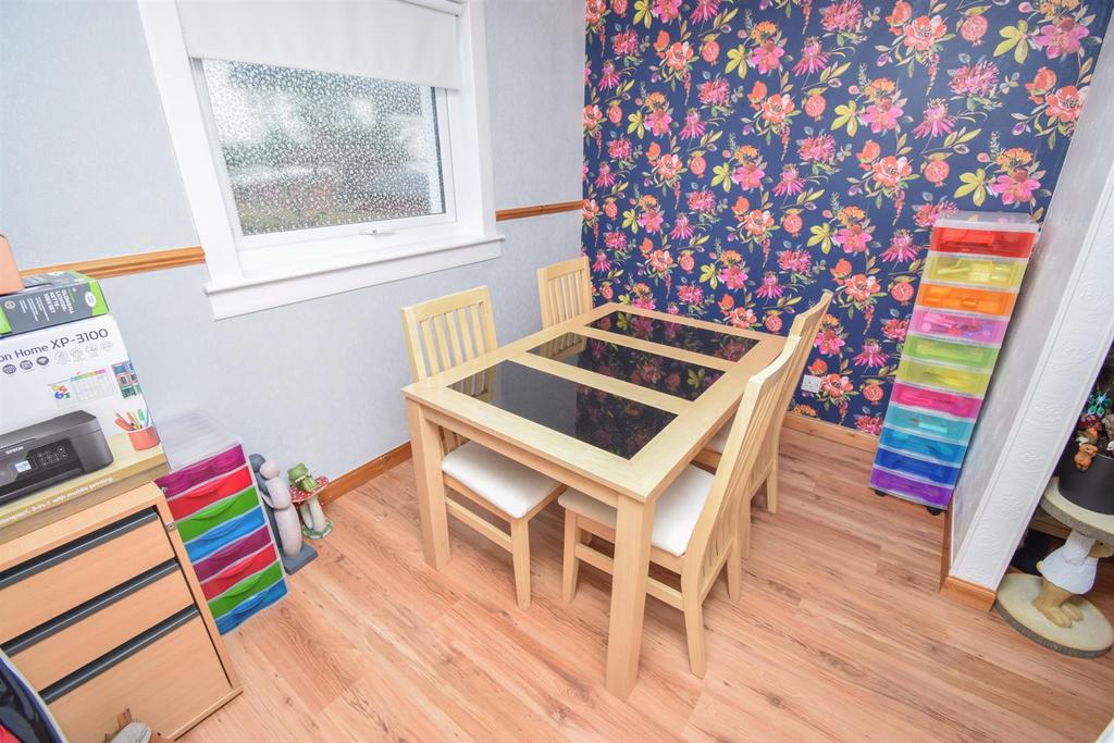 DINING ROOM-2.jpg