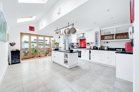 4 bedroom semi-detached house for sale, St Dunstan's Road, W6