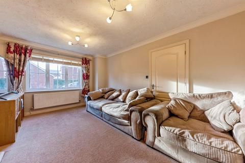 4 bedroom detached house for sale, Youngs Close, Coddington, Newark