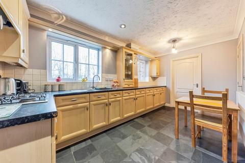 4 bedroom detached house for sale, Youngs Close, Coddington, Newark