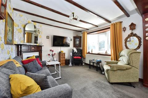 3 bedroom semi-detached house for sale, Park Vale Drive, Thrybergh, Rotherham