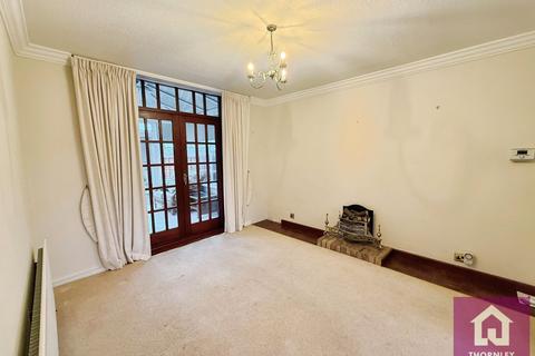undefined, Radcliffe Park Road, Salford, Greater Manchester, M6