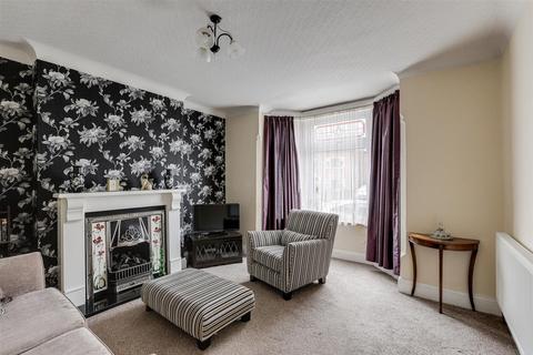 3 bedroom semi-detached house for sale, Broad Lane, Nottingham NG16