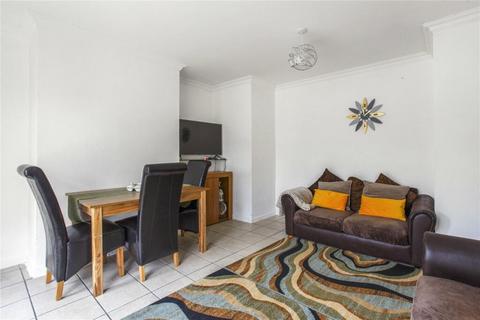 2 bedroom maisonette for sale, Malmesbury Close, Pinner, HA5