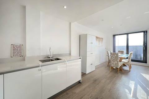 3 bedroom apartment for sale, New Malden House, 1 Blagdon Road