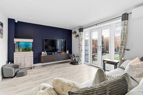 3 bedroom semi-detached house for sale, Tala Close, Surbiton, KT6