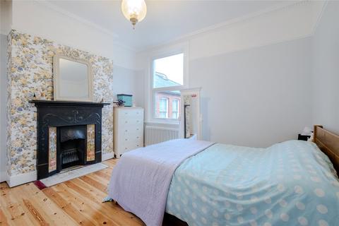4 bedroom maisonette for sale, Harborough Road, London SW16
