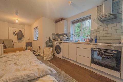 1 bedroom property to rent, Hotwell Road, Bristol BS8