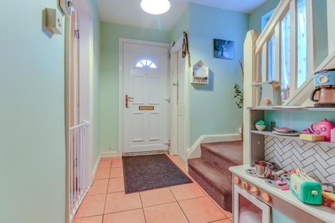 3 bedroom semi-detached house for sale, Gooding Avenue, Leicester, LE3