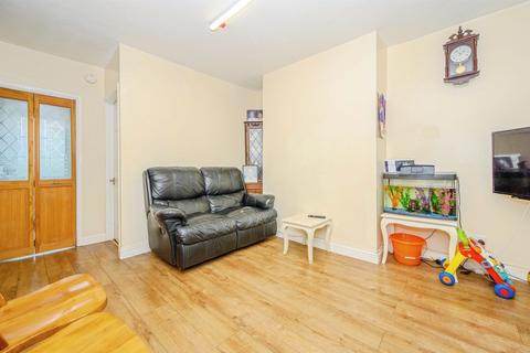 3 bedroom semi-detached house for sale, Bassil Road, Hemel Hempstead