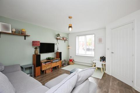 3 bedroom semi-detached house for sale, Plantation Avenue, Marcham, Abingdon