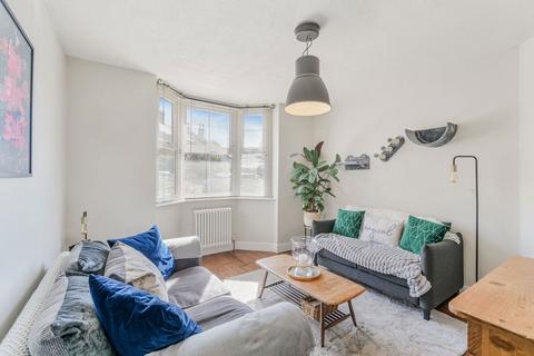 2 bedroom maisonette for sale, Somerset Road, Redhill RH1