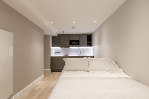 Flat to rent, Flat 1 50-52 St Quintin Avenue