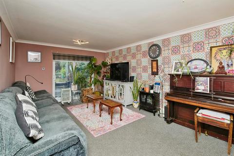4 bedroom detached house for sale, Meadowgrass Close, Littleover, Derby