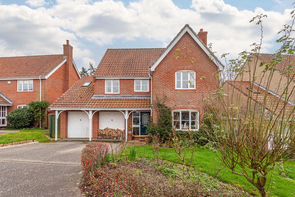 5 Bedroom Detached for Sale