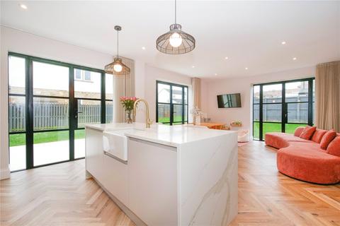 4 bedroom detached house for sale, Heaton Drive, Shipley BD17